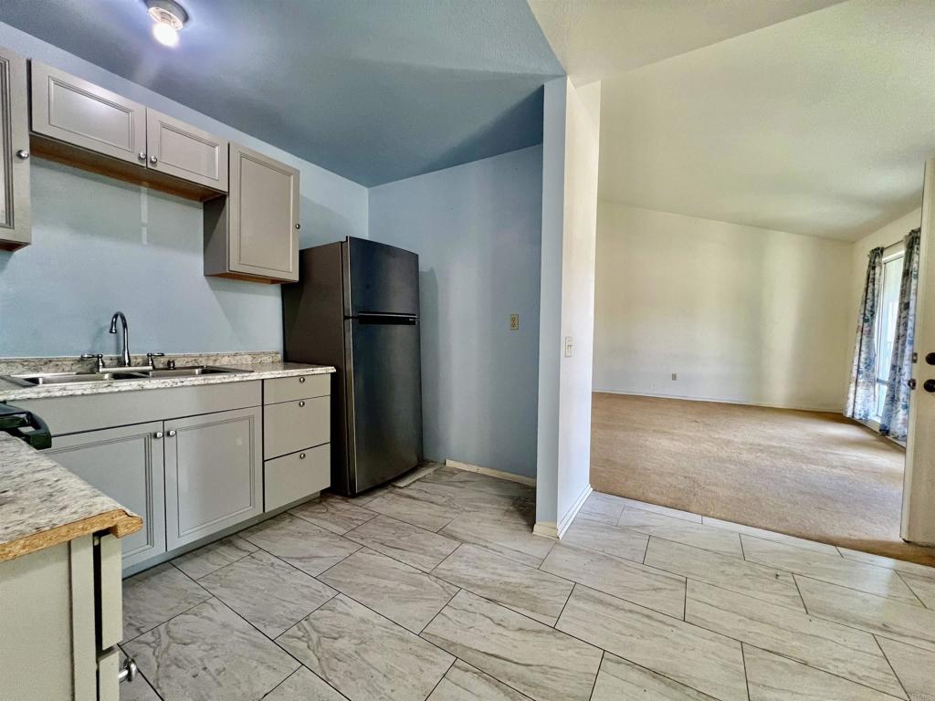 1817 E Grand Avenue 72 Property Photo 8