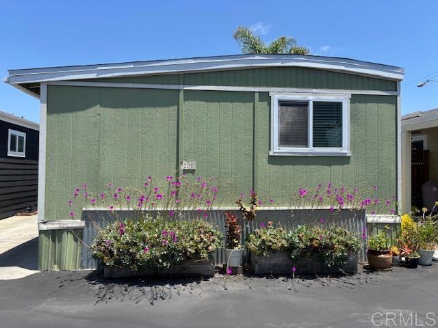 123 Jasper Street 21 Property Photo 2