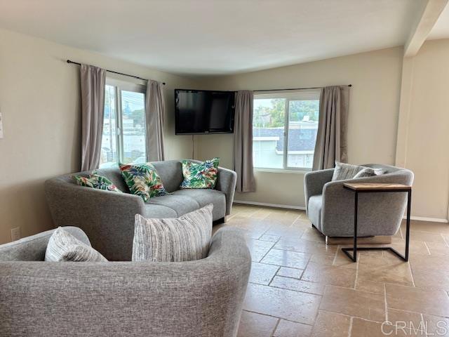 123 Jasper Street 21 Property Photo 6