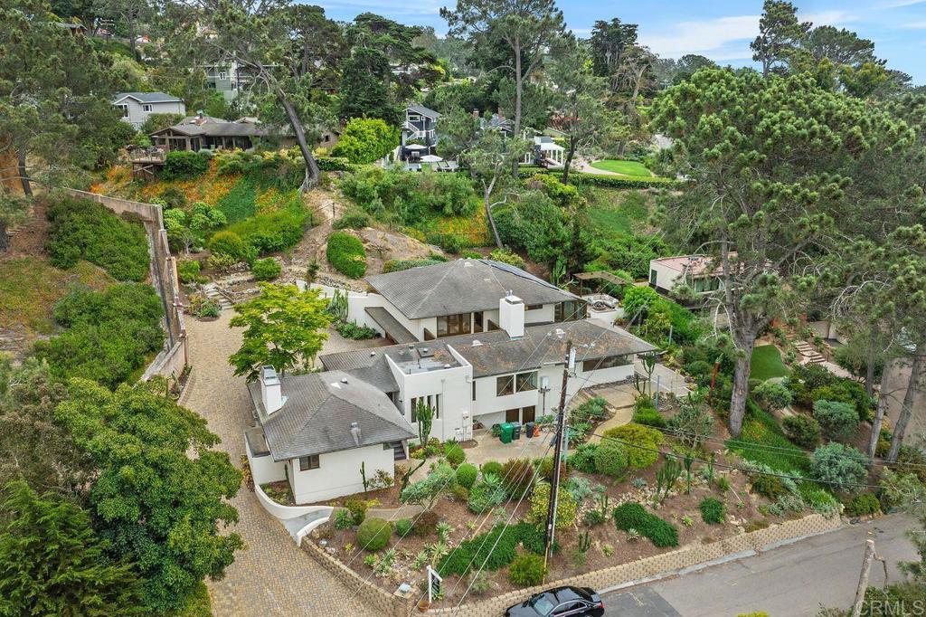 1859 Zapo Street Property Photo 1