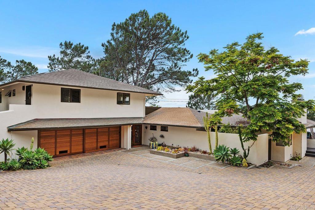 1859 Zapo Street Property Photo 8
