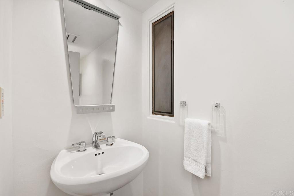 1859 Zapo Street Property Photo 25