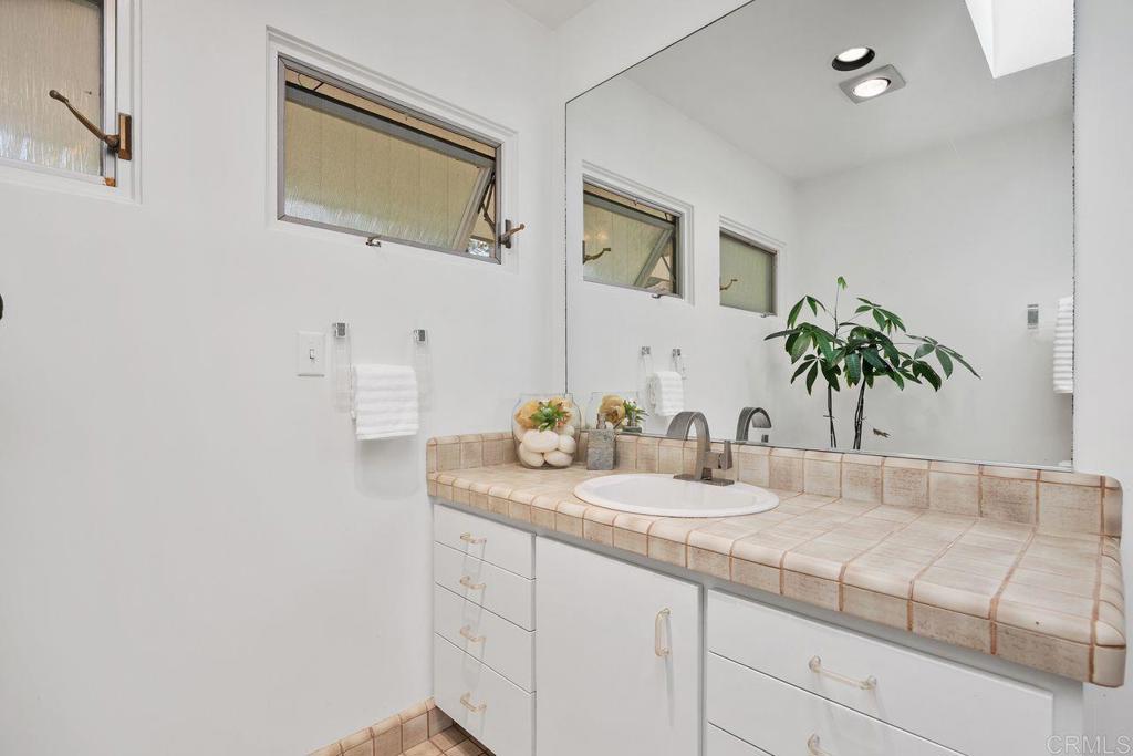 1859 Zapo Street Property Photo 36