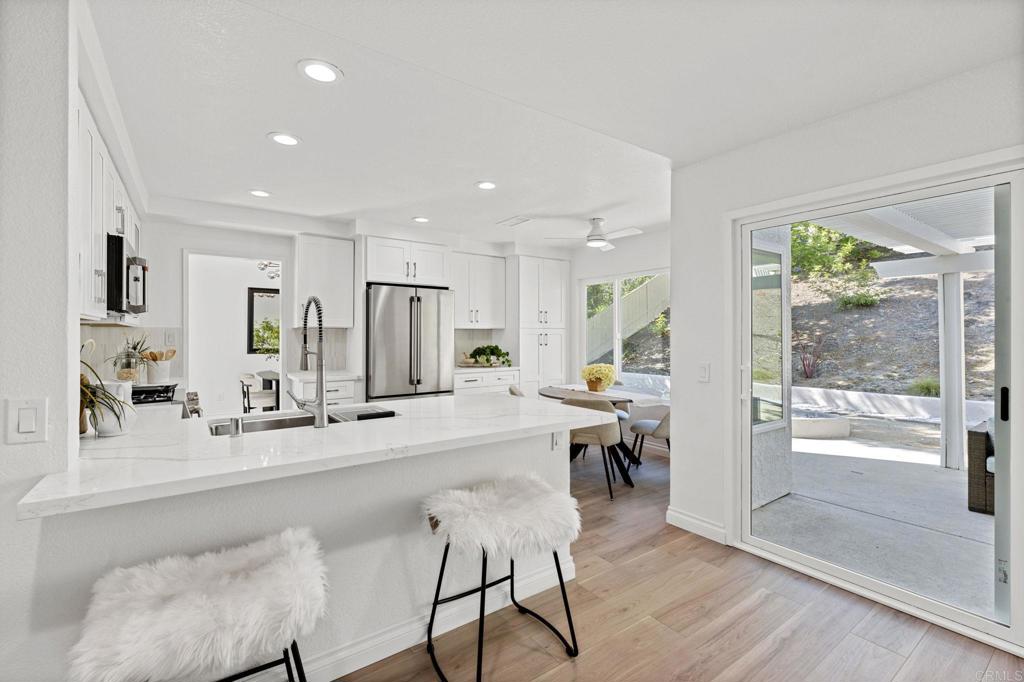 1421 Corte Clasica Property Photo 1