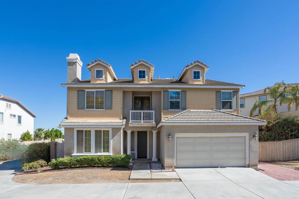 18 Via Palmieki Court Property Photo 1