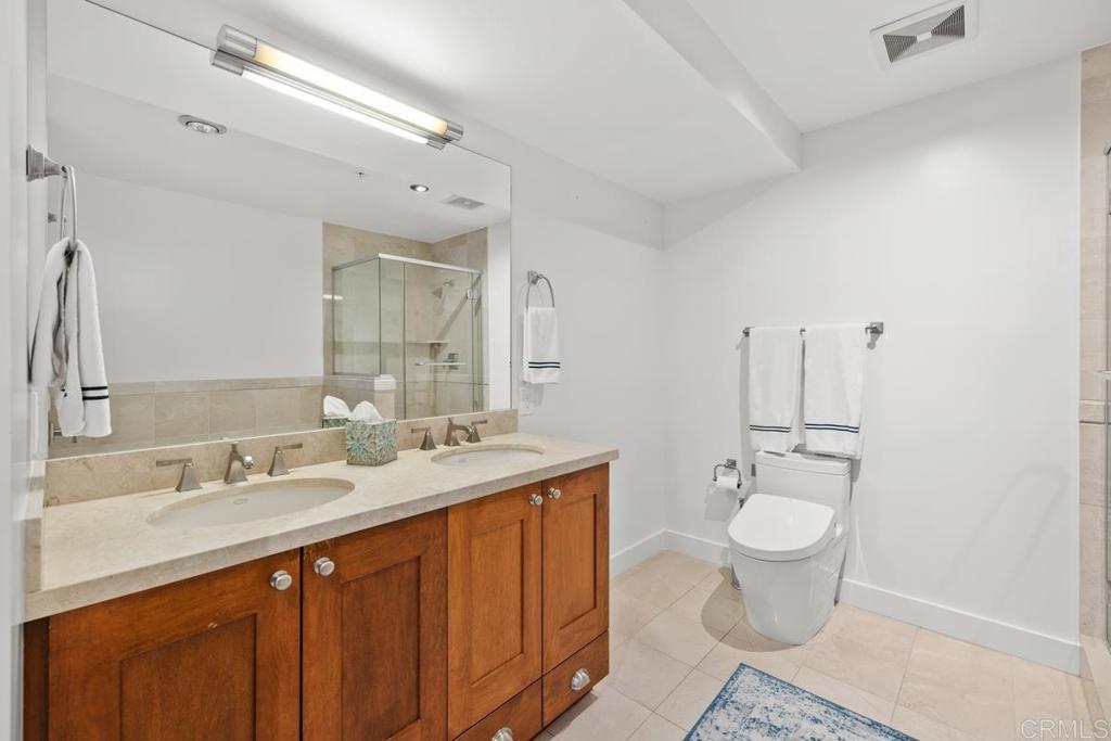 700 W E Street 3505 Property Photo 26