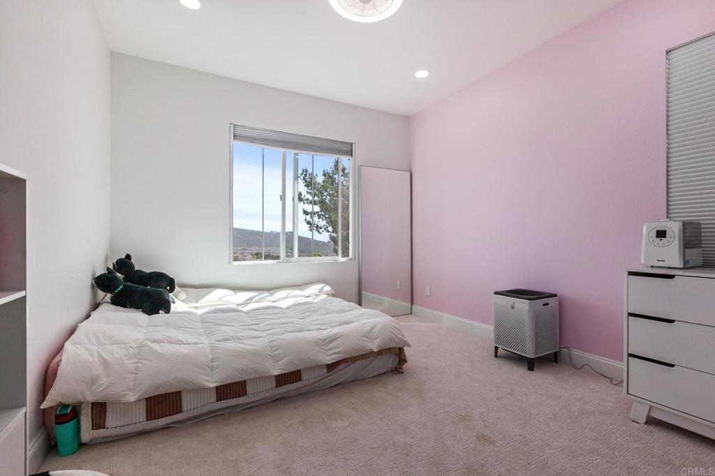 1438 Dolphin Court Property Photo 27