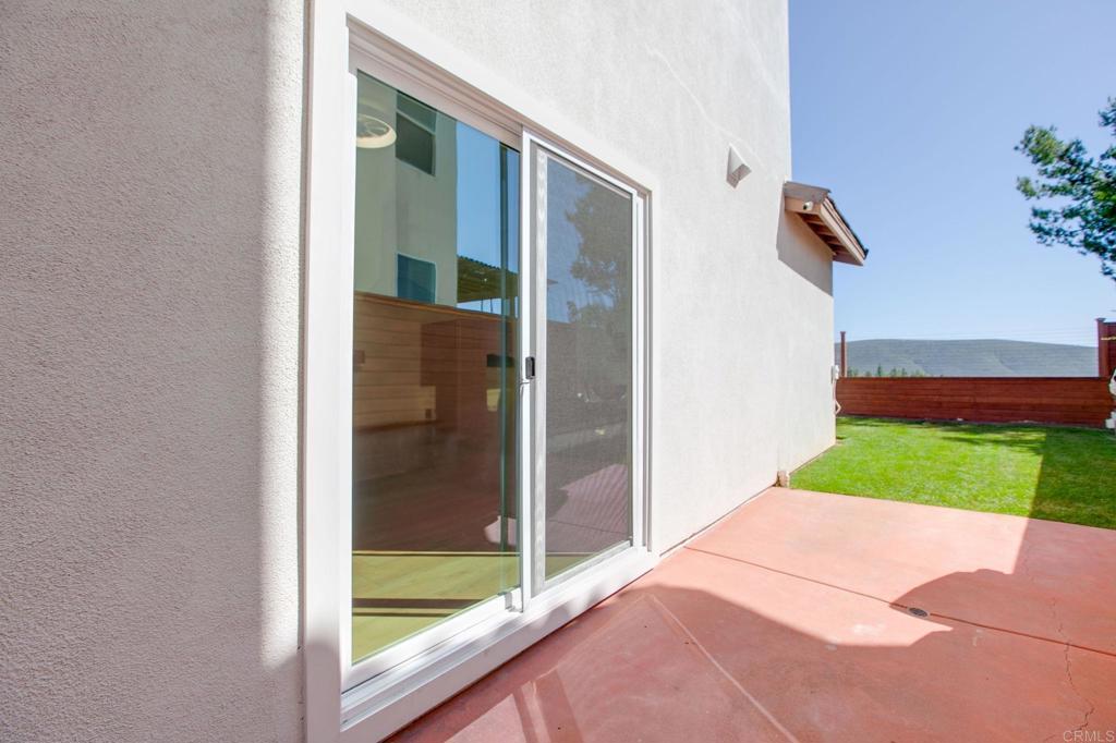 1438 Dolphin Court Property Photo 31