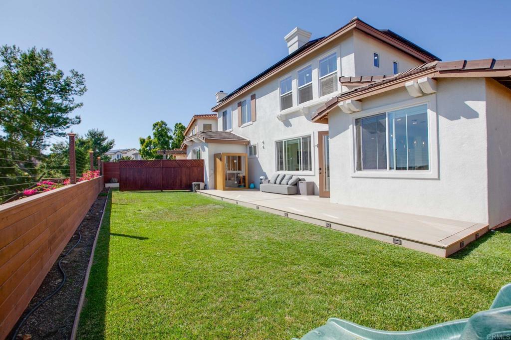 1438 Dolphin Court Property Photo 42