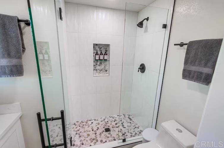 650 Paul Street Property Photo 8