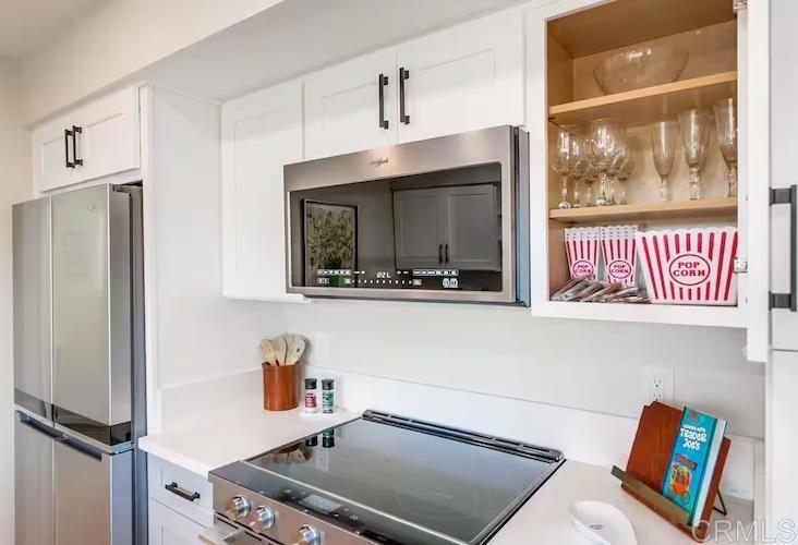 650 Paul Street Property Photo 31