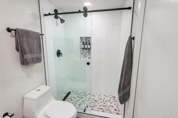 650 Paul Street Property Photo 32