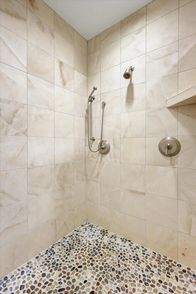 250 S Pacific 106 Property Photo 22