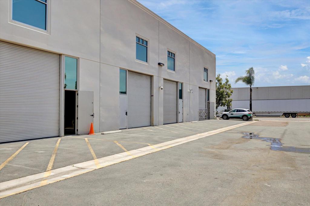 250 S Pacific 106 Property Photo 28