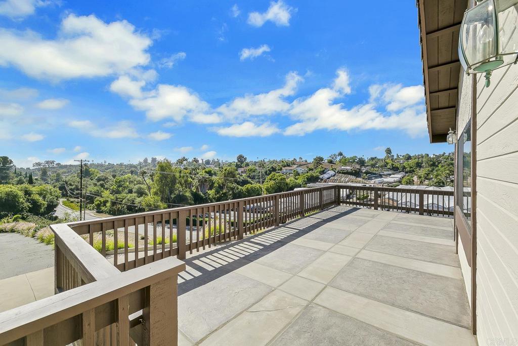1515 Monte Vista Drive Property Photo 1