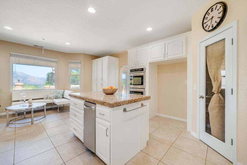 15429 Barona Mesa Way Property Photo 20