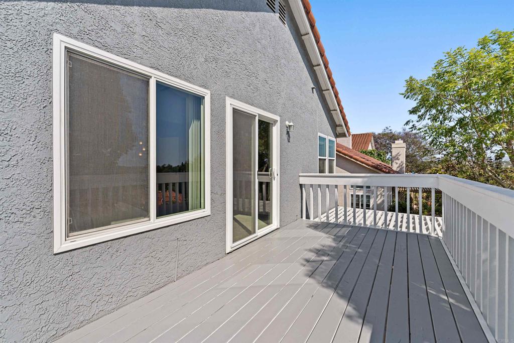 1954 Vineyard Avenue Property Photo 36