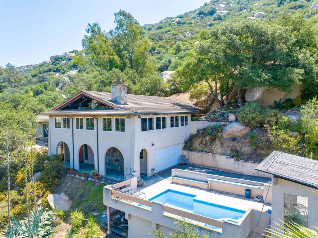 46920 Rainbow Canyon Road Property Photo