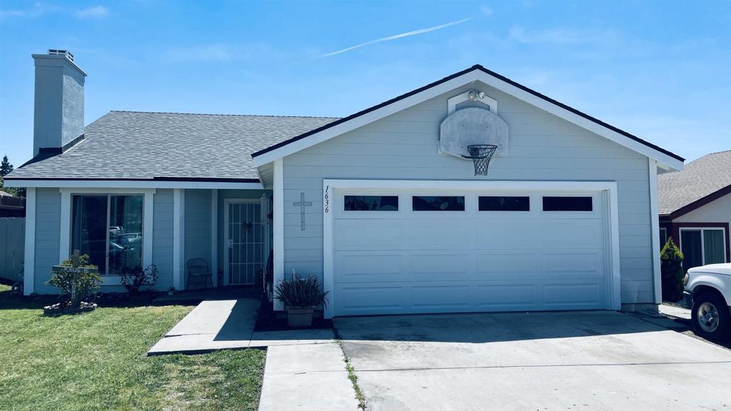 1636 Jonathon Street Property Photo 1