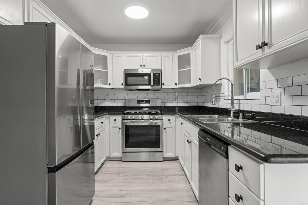190 Avenida Descanso I Property Photo 1
