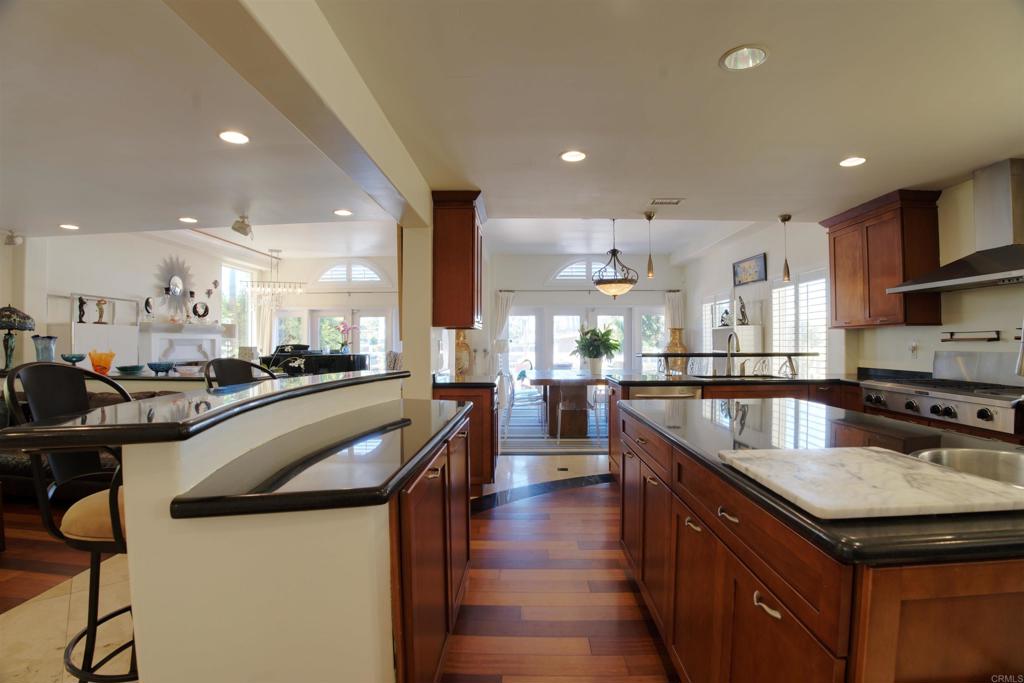 8 Admiralty Cross Property Photo 12