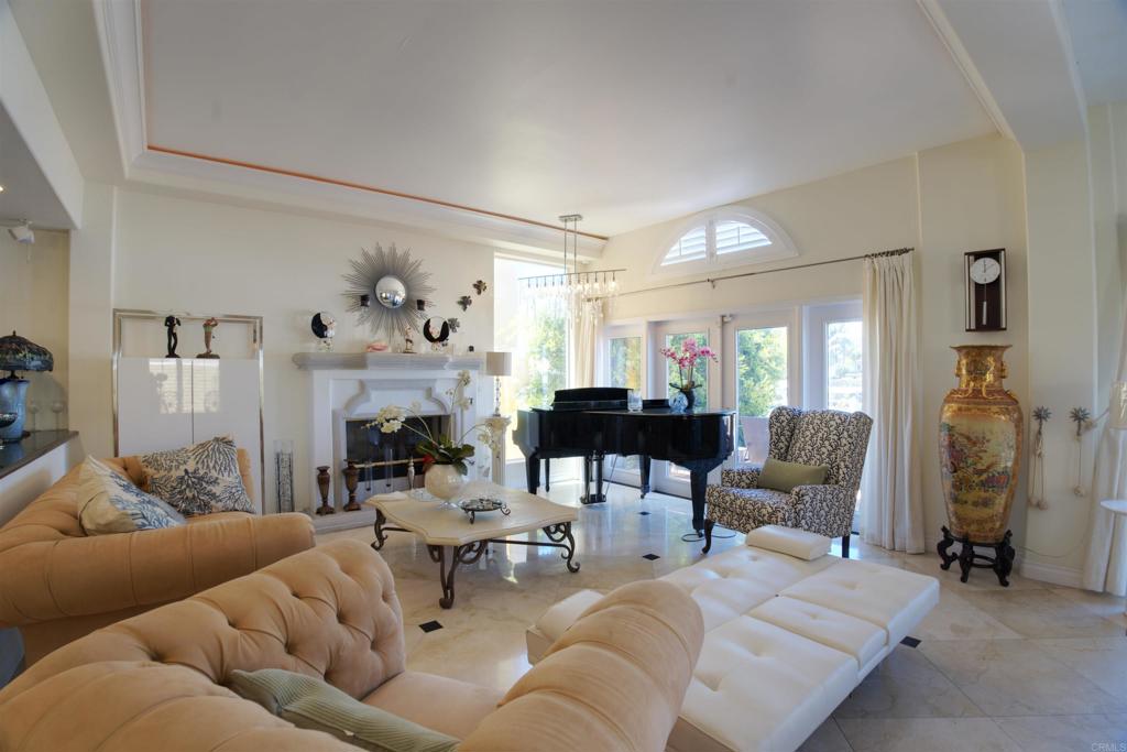 8 Admiralty Cross Property Photo 18