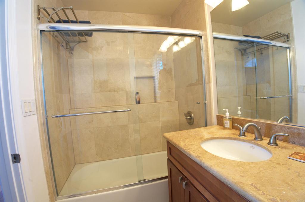 8 Admiralty Cross Property Photo 34