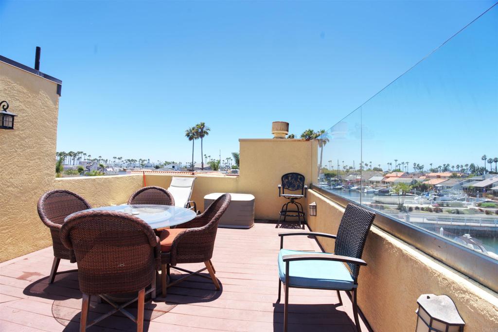 8 Admiralty Cross Property Photo 39