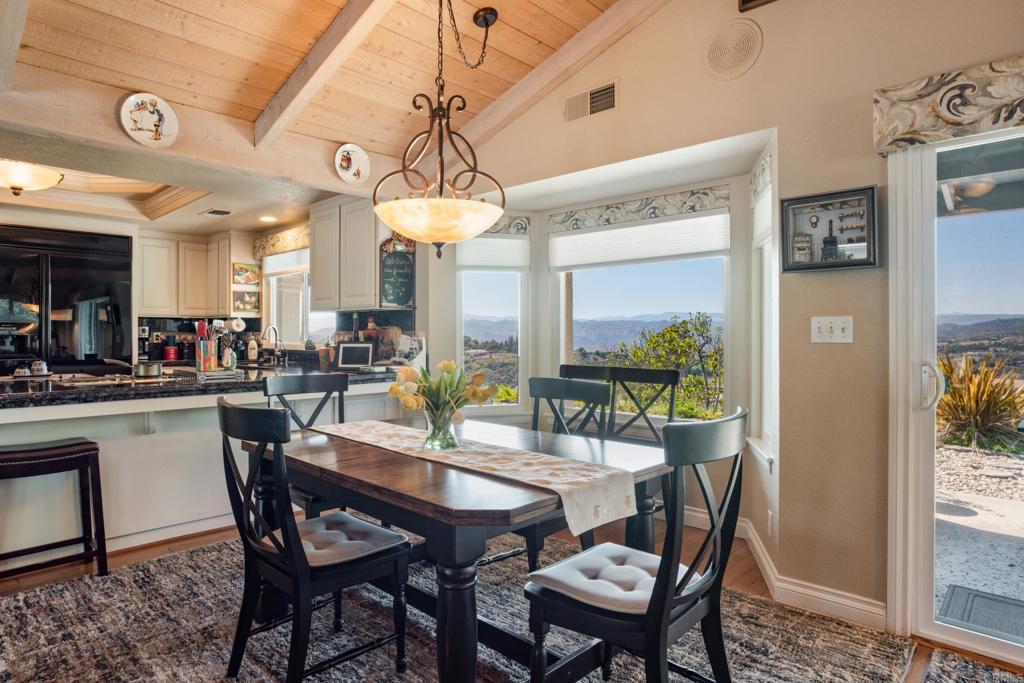 1524 Zutano Lane Property Photo 8