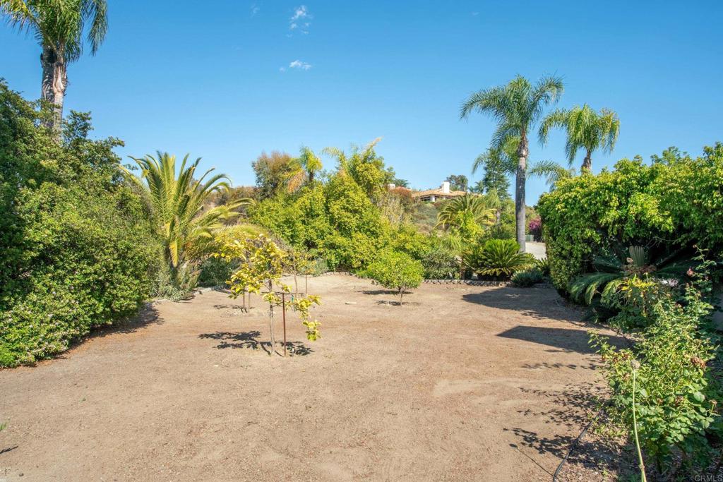 1524 Zutano Lane Property Photo 22