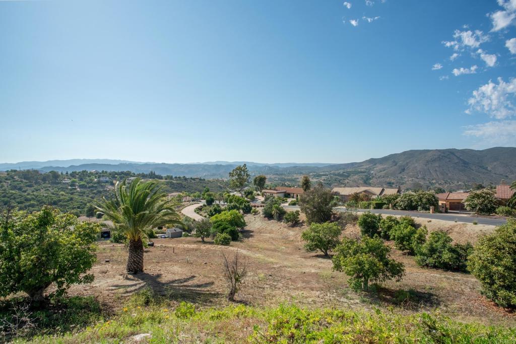 1524 Zutano Lane Property Photo 23