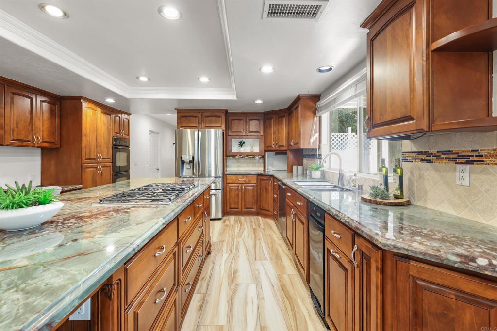 15696 Oakstand Road Property Photo 10