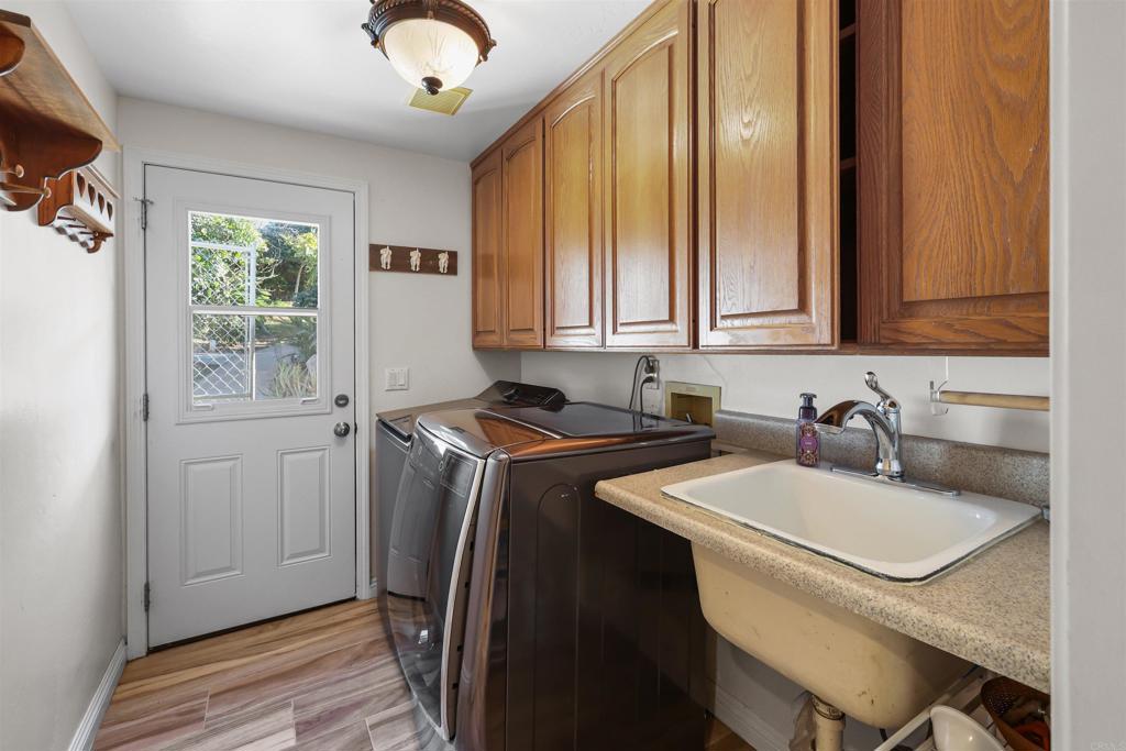 15696 Oakstand Road Property Photo 24