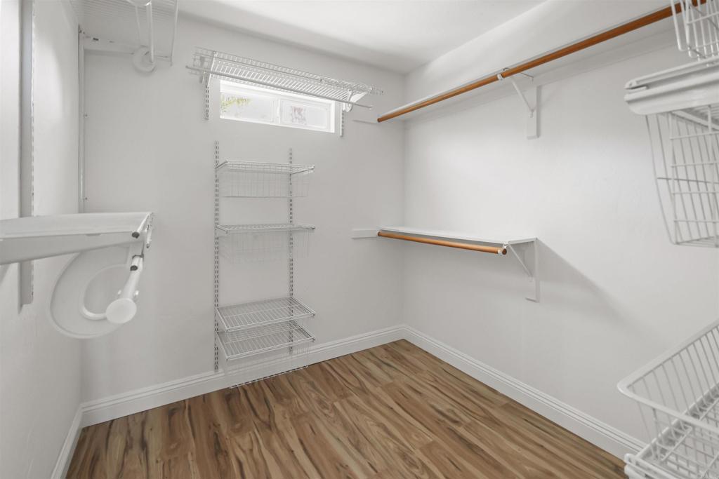 15696 Oakstand Road Property Photo 34