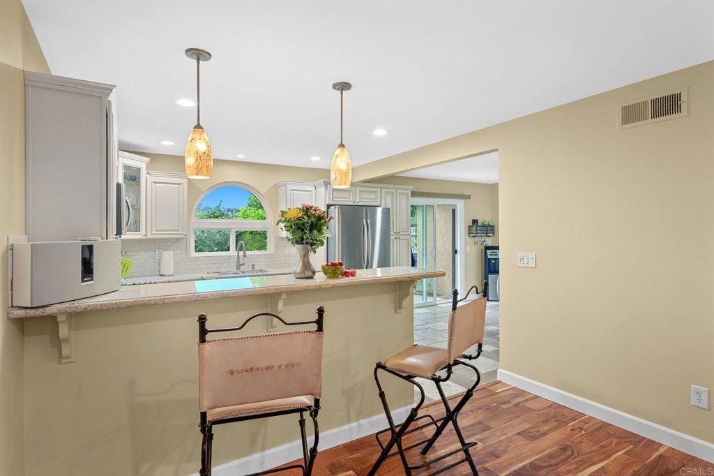 3625 Laketree Drive Property Photo 3
