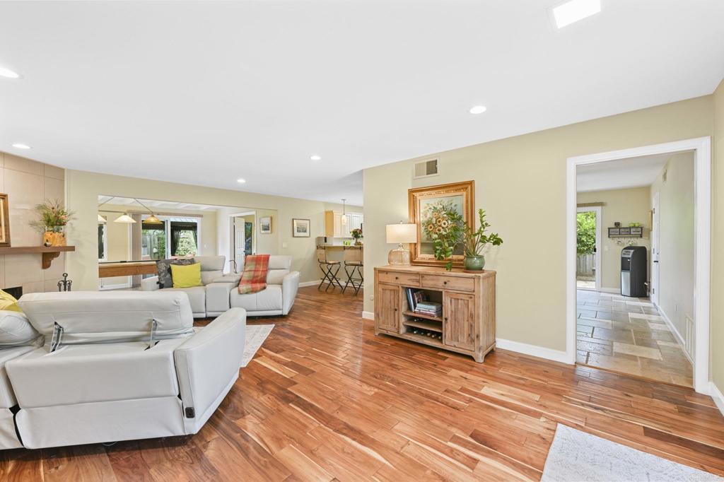 3625 Laketree Drive Property Photo 12