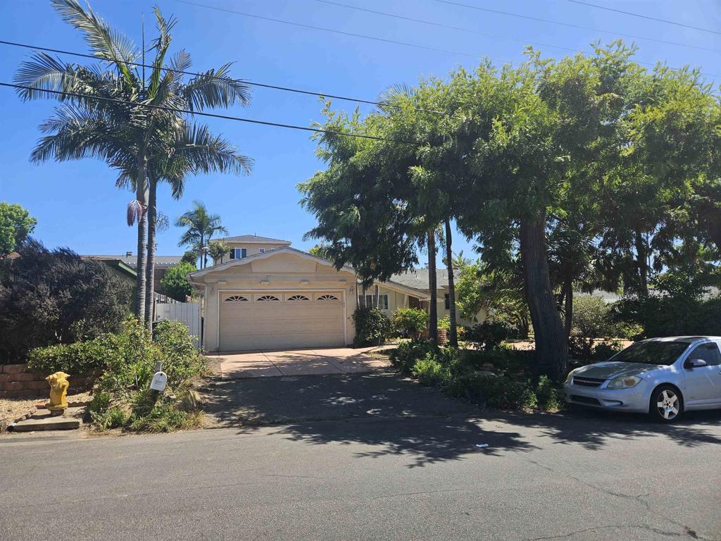 733 Cathy Property Photo 1