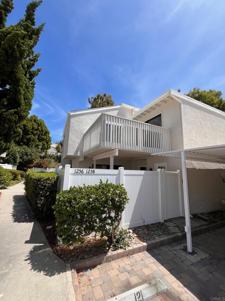 1258 Evergreen Drive Property Photo 1