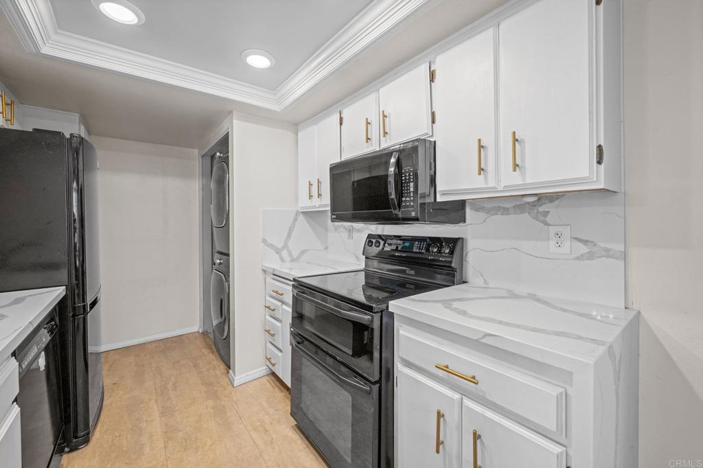 13292 Salmon River Road 204 Property Photo 6