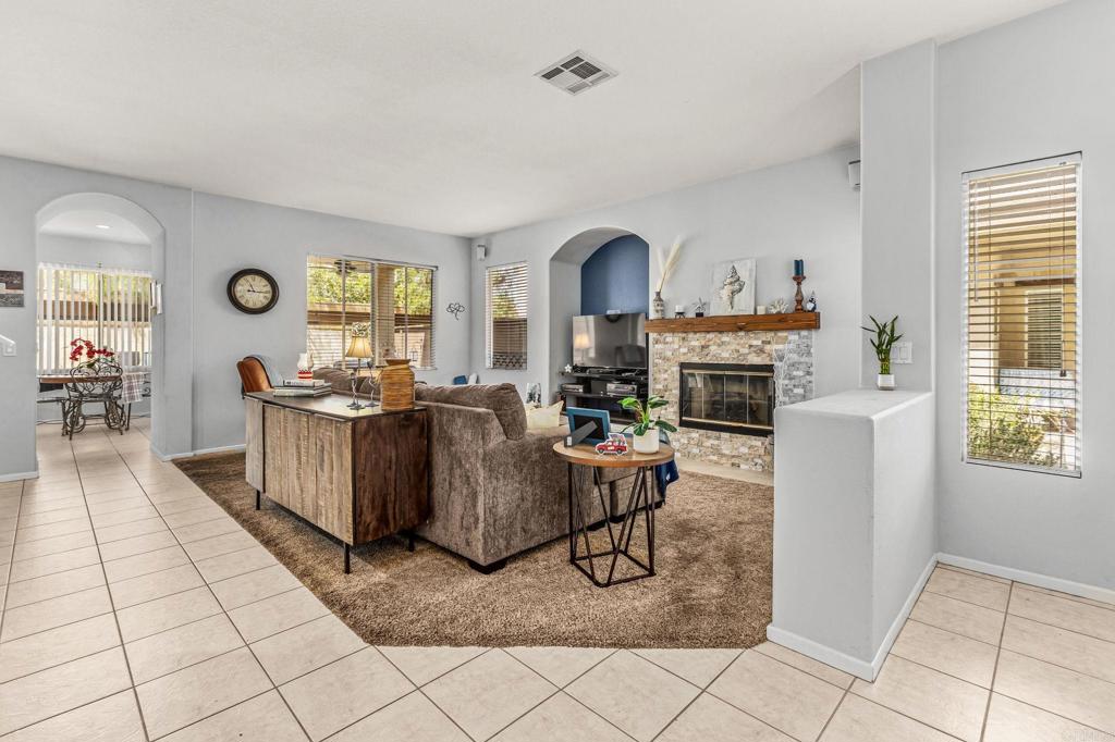 625 Sumner Way 2 Property Photo 1