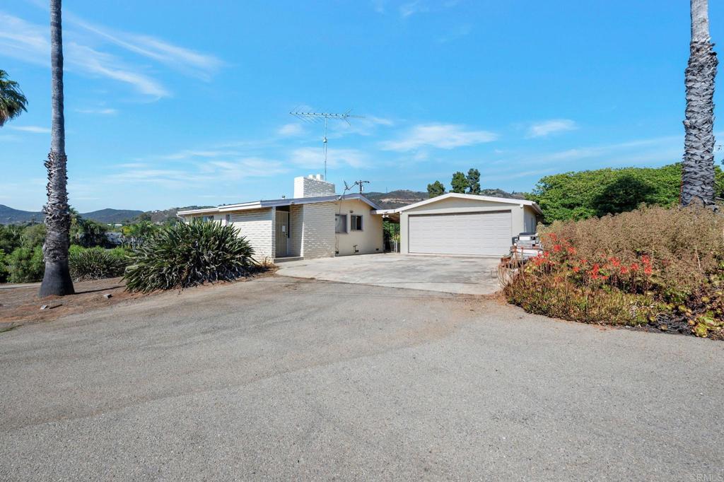 2151 Catalina Avenue Property Photo 1