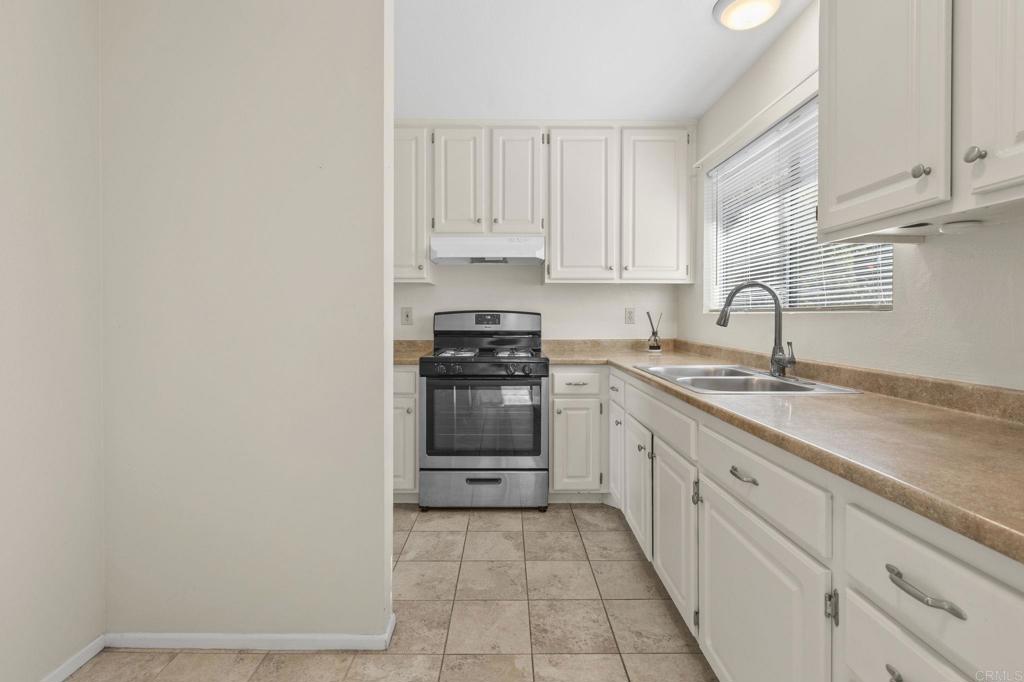 1523 Temple Heights Drive Property Photo 13