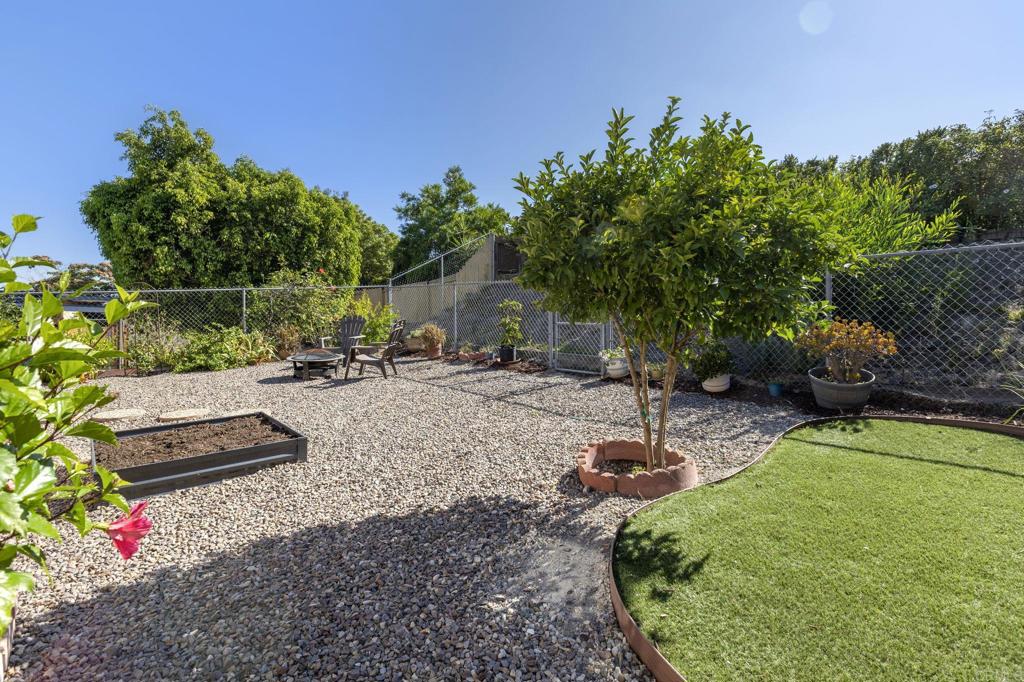 1523 Temple Heights Drive Property Photo 27