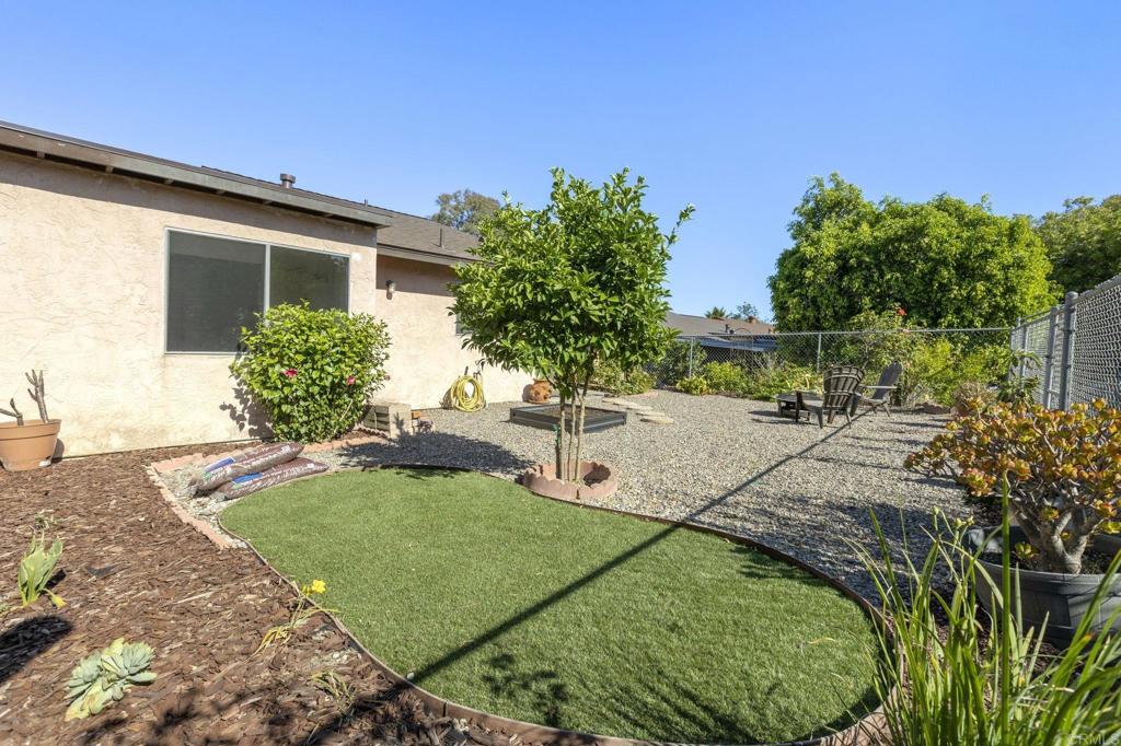 1523 Temple Heights Drive Property Photo 28