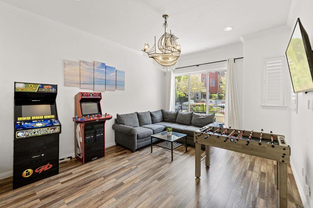 432 S Cleveland Street Property Photo 5