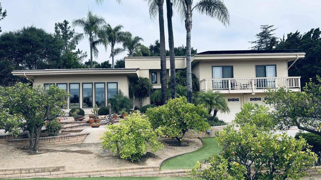 1440 Via Valente Property Photo 1