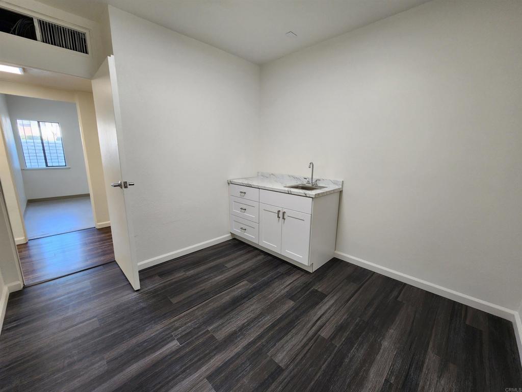 3230 Waring Ct A Property Photo 34