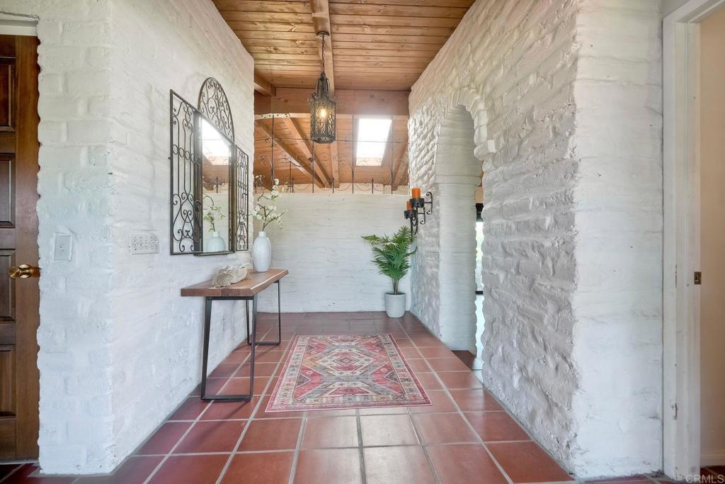 3149 Old Post Rd Property Photo 4