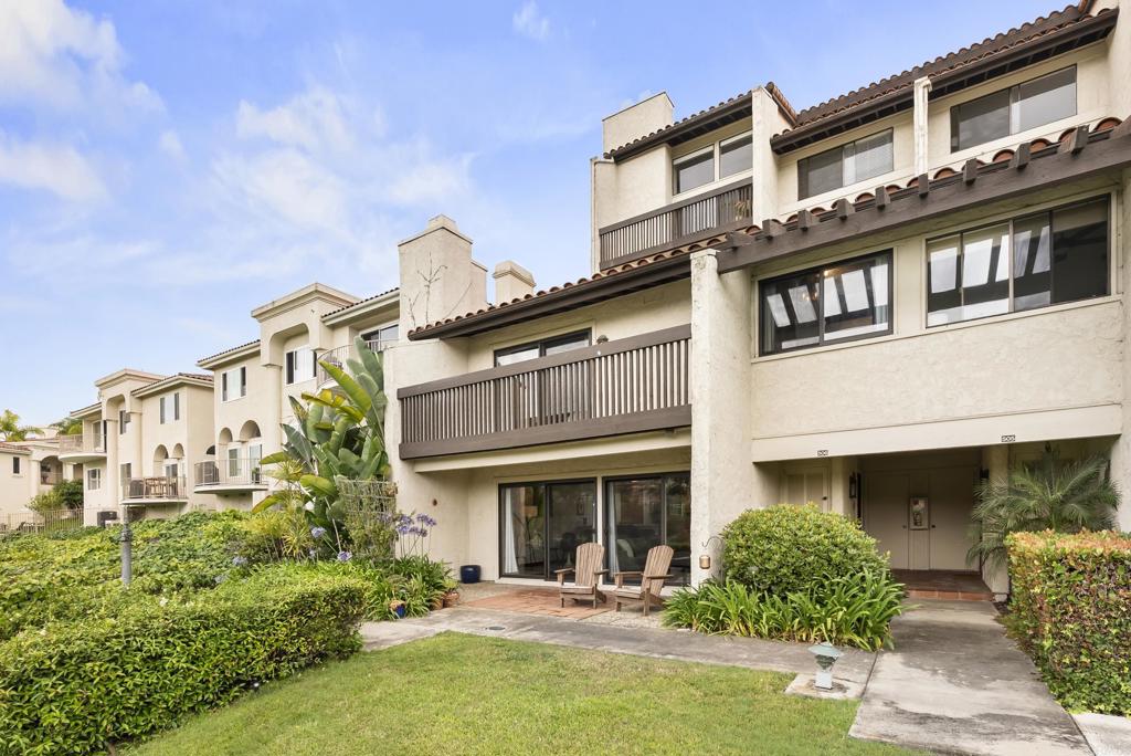 2510 Navarra Drive 506 Property Photo 4