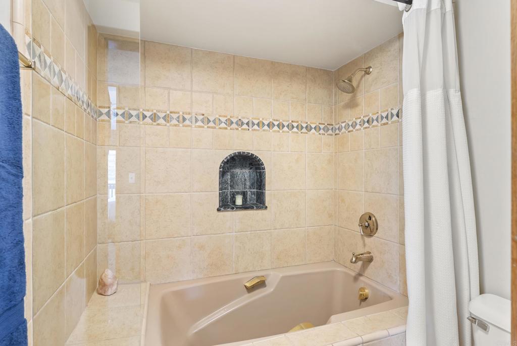 2510 Navarra Drive 506 Property Photo 39